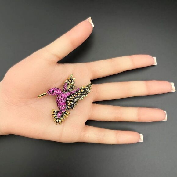 Yellow Gold with Fuchsia and Topaz Crystal Flying Hummingbird Pin Back Brooch - Picture 7 of 7